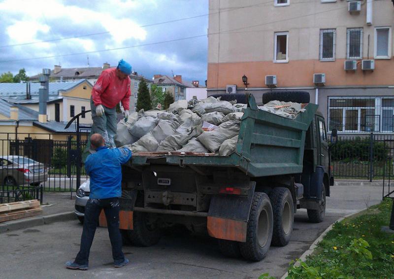 Вывоз мусора из новостройки в Губахе – ПроМусор, контейнеры, уборка и грузчики от 2177 руб