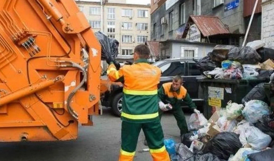 Срочный вывоз мусора в Губахе от ПроМусор — заказ день в день от 2954 руб., грузчики, цена