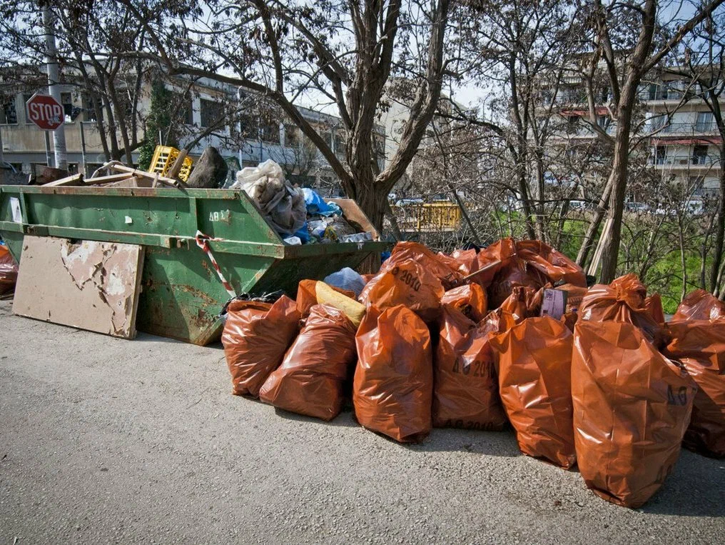 Круглосуточный вывоз мусора в Губахе в октябре