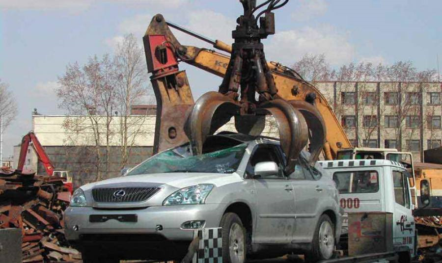 Вывоз старых автомобилей на утилизацию в Губахе в октябре