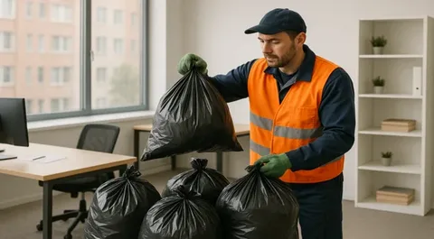 Уборка и вывоз мусора после мероприятий в Губахе в октябре